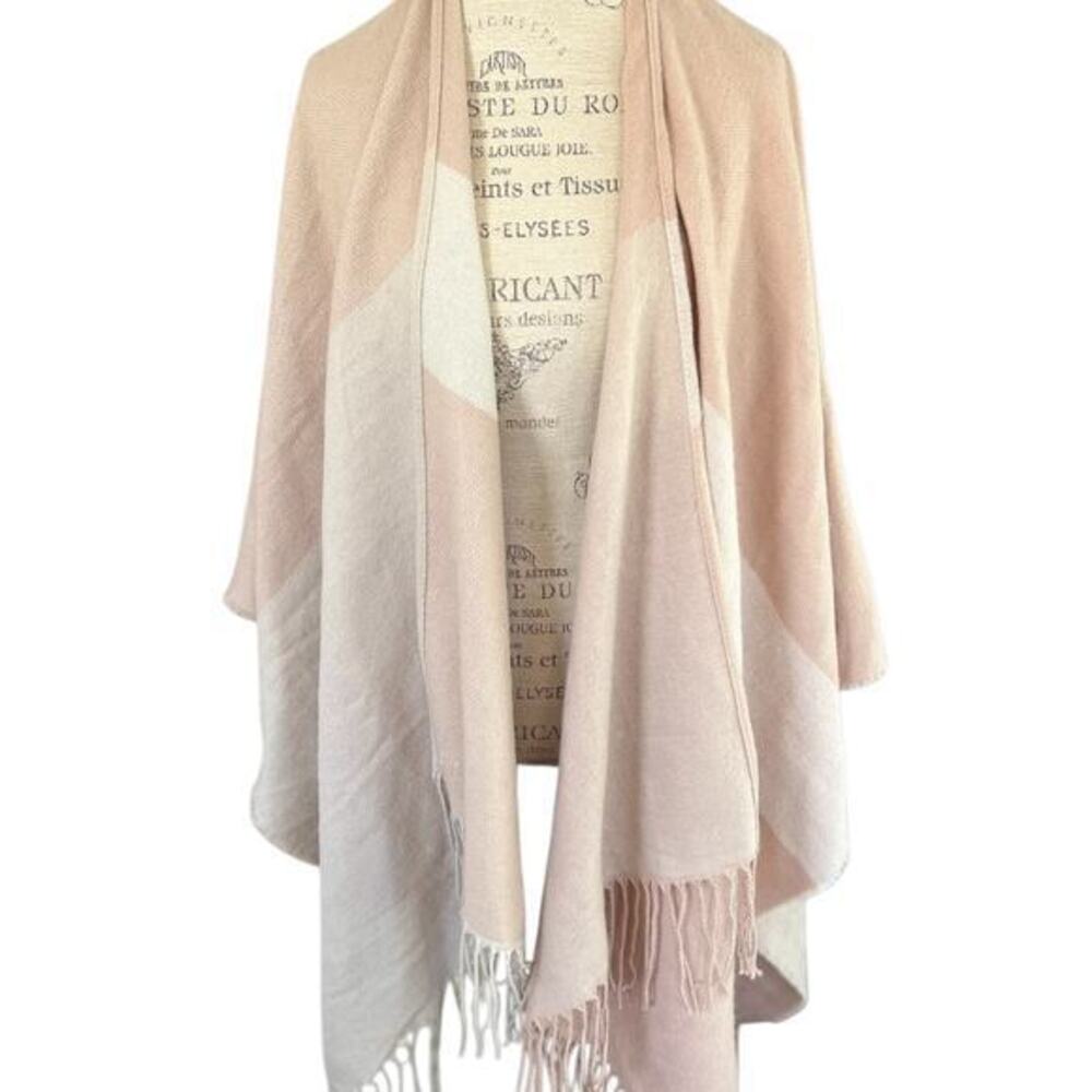 Soia&Kyo poncho shawl. Striped, beige\tan, fringed, cozy like new condition
